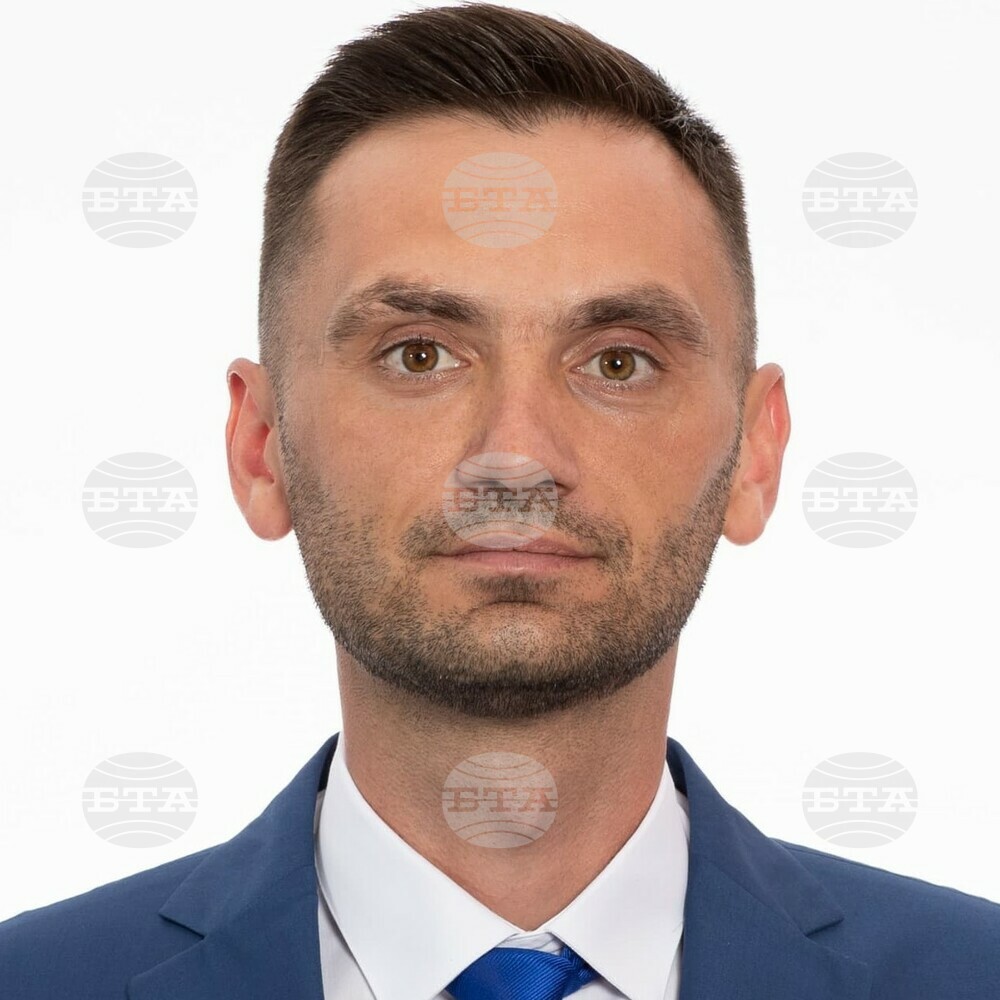 Румънски кмет оряза заплатата си, за да има повече пари за инвестиции в общината