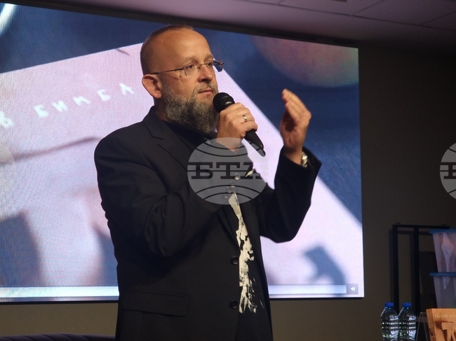 Радослав Бимбалов ще представи романа си „Ти, подобие мое“ в Русенската библиотека