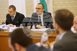 Парламент - Комисия по икономическа политика и иновации - заседание