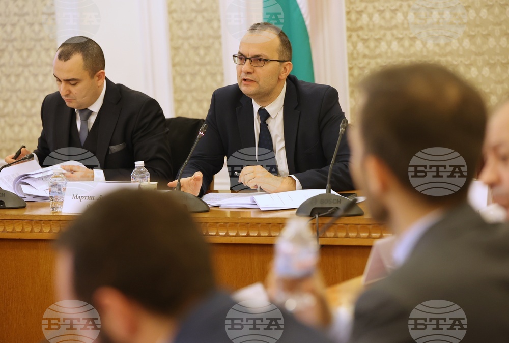 Парламент - Комисия по икономическа политика и иновации - заседание
