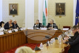 Парламент - Комисия по икономическа политика и иновации - заседание