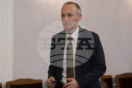 Парламент - Комисия по образованието и науката