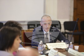 Парламент - Комисия по образованието и науката