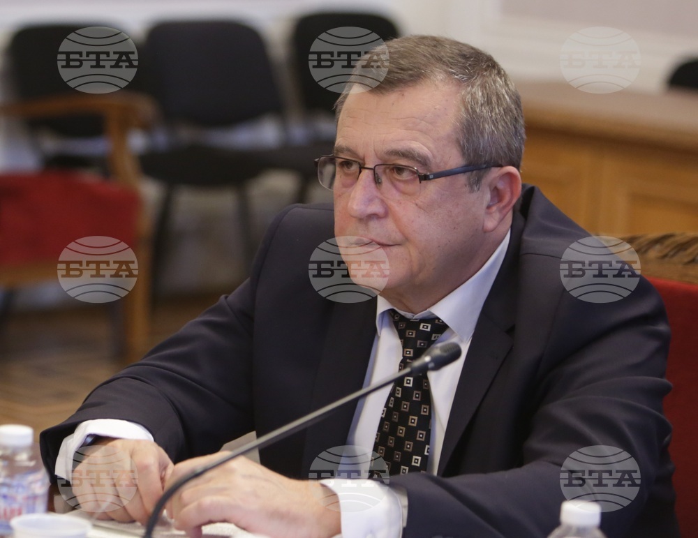 Парламент - Комисия по образованието и науката