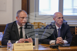 Парламент - Комисия по въпросите на децата, младежта и спорта