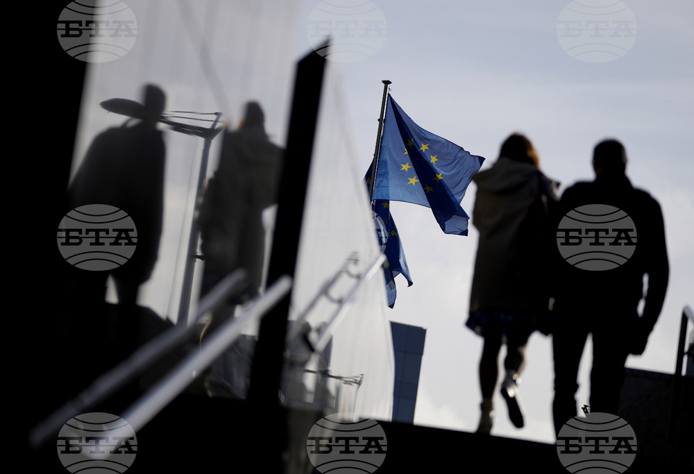 Европейски лидери се събират за среща на върха за промишлеността 