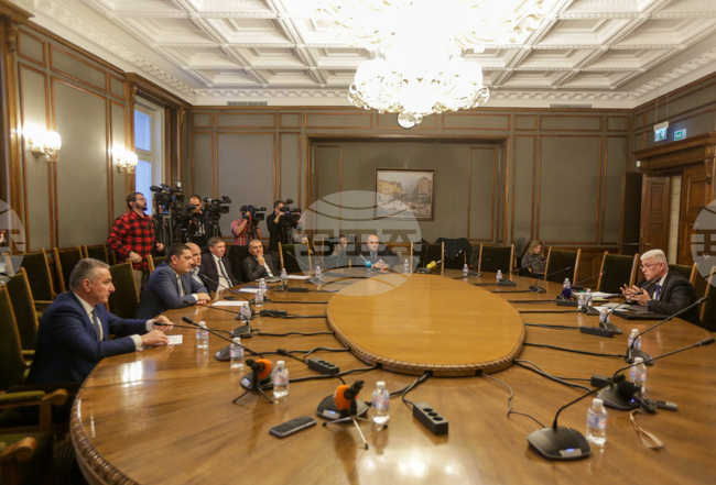 Парламент - Комисия по отбрана - заседание