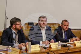 Парламент - Комисия по земеделието, храните и горите