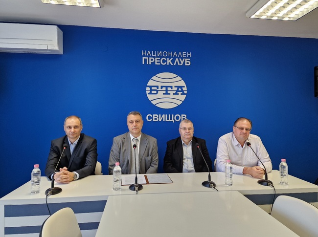 Катедра "Застраховане и социално дело" при Стопанска академия "Димитър А. Ценов" представи предстояща Национална научно-практическа конференция