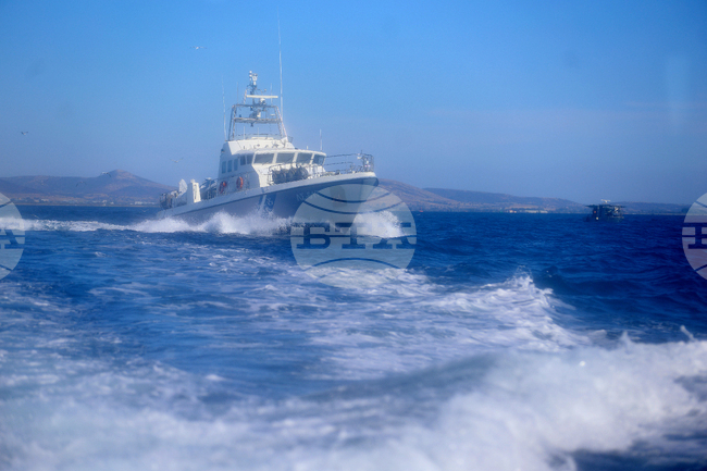 Двама българи са извадени мъртви от морето при отделни случаи в района на гръцкия град Александруполис в неделя