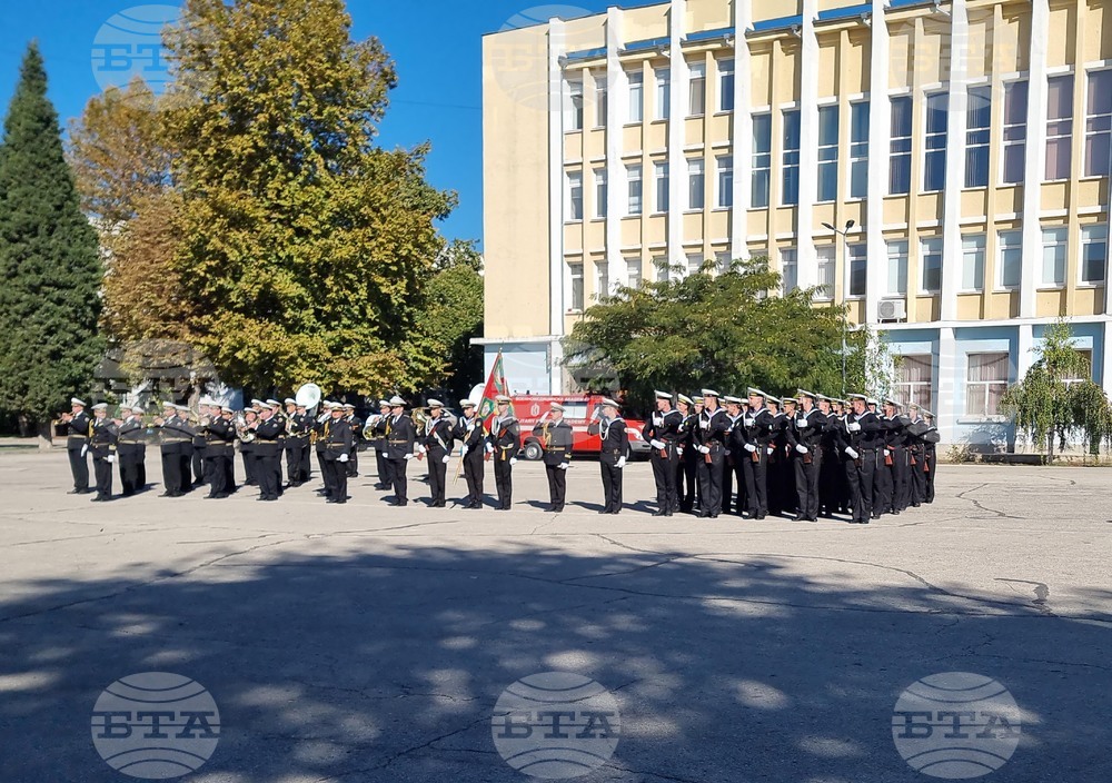 Варна - Военноморско училище - нов началник