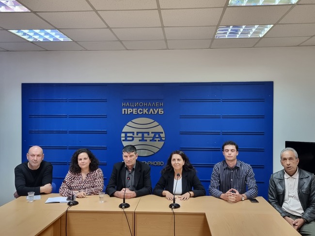 Пресконференция на Областния предизборен щаб на Алианс за права и свободи  в  пресклуба на БТА във Велико Търново