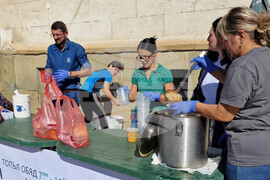 Разград - топъл обяд - нуждаещи се