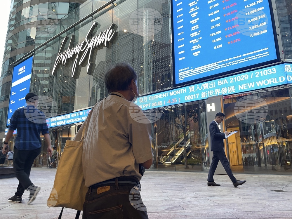 Хонконгската борса отбелязва скок в броя на листванията и стойността на търгуваните книжа през 2024 г. 