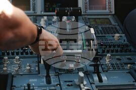 Авиокомпания "Fly2Sky" - пътнически самолет - Airbus A320