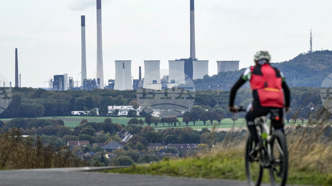 Ситуацията с поръчките за германските компании се е подобрила, но с ниски темпове, сочи проучване на „Ифо“