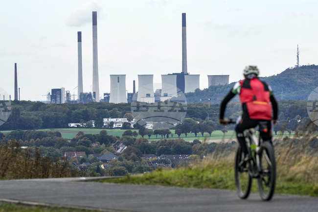 Промишленото производство в ЕС е нараствало с 0,6 процента на година между 2000 и 2024 г.