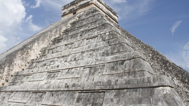 Най-голямата структура на маите е била космограма, показава ново проучване