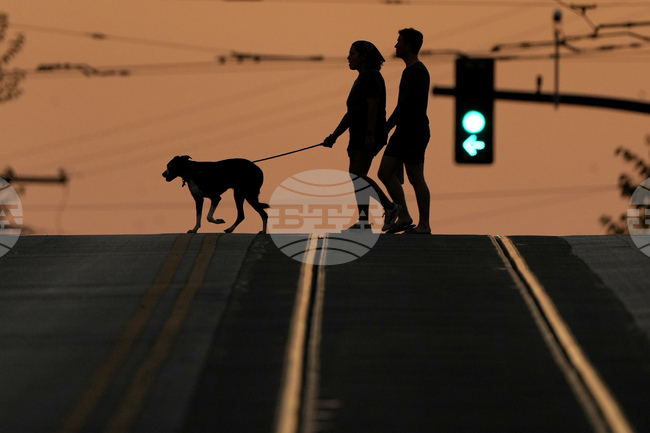 Причината жените да живеят по-дълго от мъжете може да се обясни с еволюцията, сочи проучване