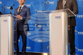 Франция - Страсбург - ЕП - Манфред Вебер - Питър Мадяр