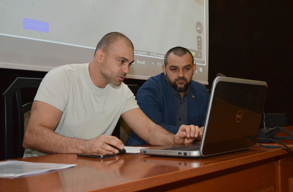 Община Варна: Да се обезопаси „гуменият завой“ в кв. „Виница“ реши комисията по безопасност на движението към Община Варна