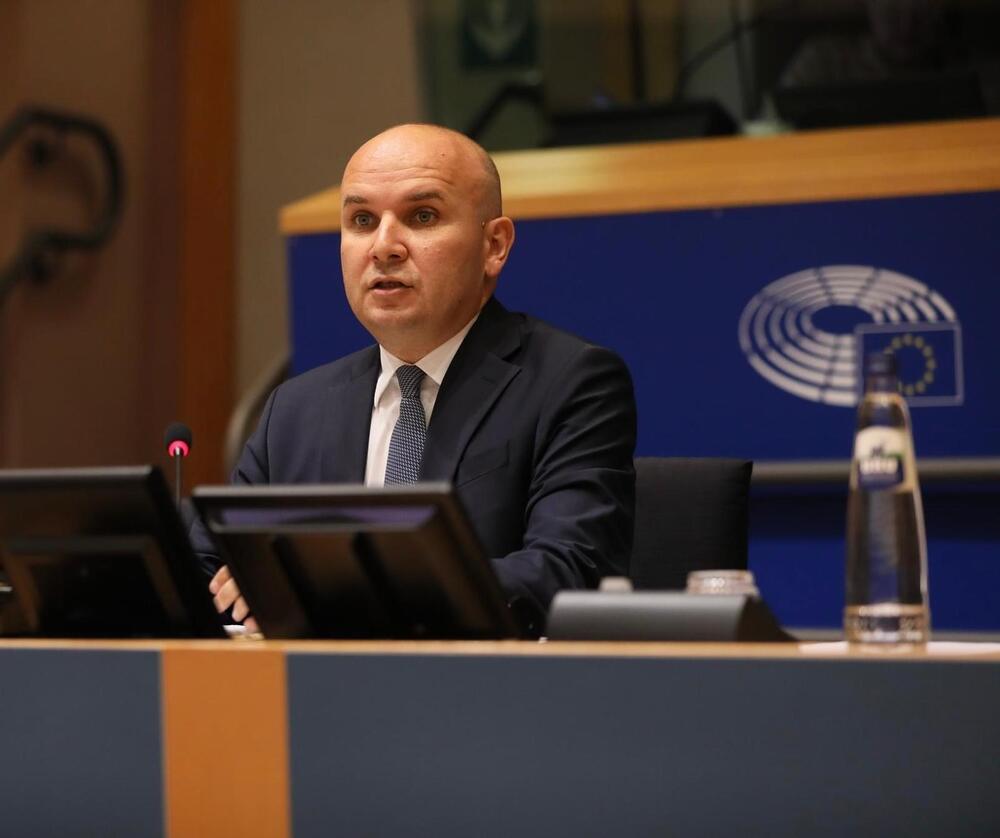 Илхан Кючюк алармира международната общност за безпрецедентната ситуация в България