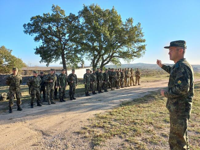 Министерство на отбраната: Съвместна подготовка на военнослужещи от Сухопътните войски на България и на Италия се провежда на учебен полигон „Корен“