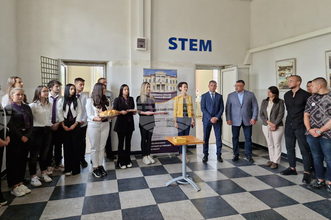 Самоков - Профилирана гимназия "Константин Фотинов" - СТЕМ кабинети - откриване