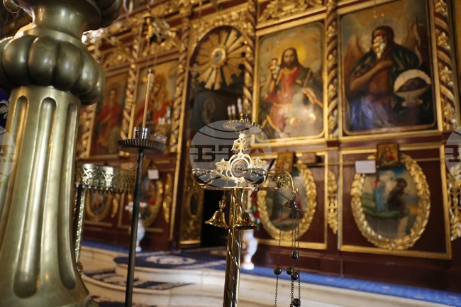 Румънската православна църква напомни на свещениците да не участват в политическа дейност