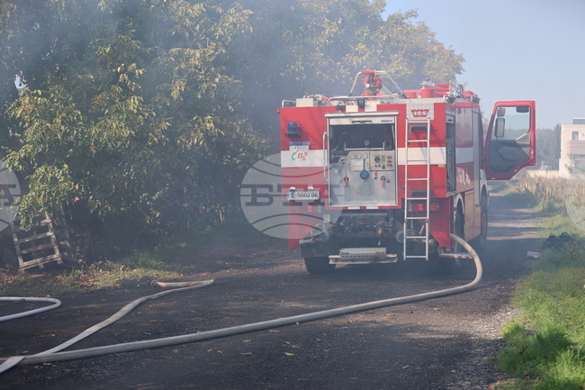 Горящ камион затвори изцяло движението по магистралите “Тракия” и “Марица” в Старозагорско