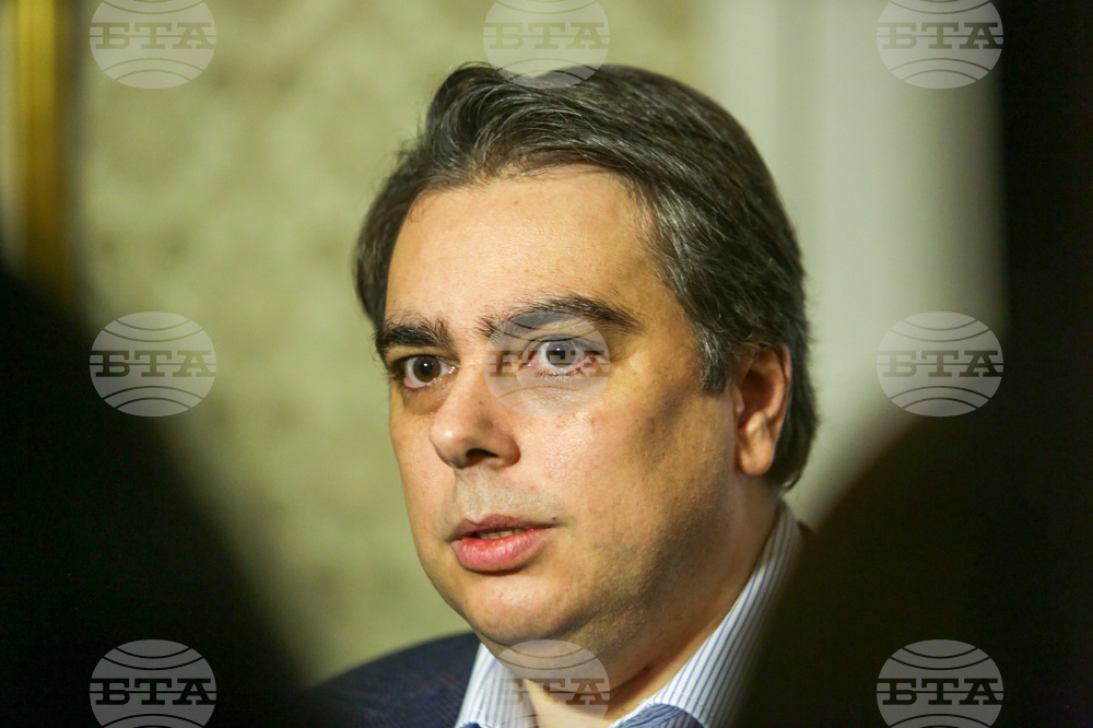 Парламент - Асен Василев - брифинг