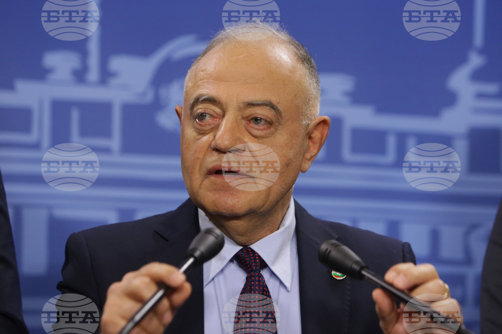 Парламент - Демократична България - брифинг