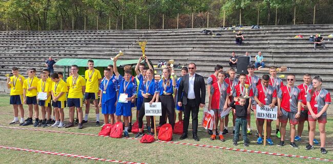 Община Ловеч: Отрядът на ПМГ „Проф. Емануил Иванов“ от Кюстендил спечели републиканския турнир „Млад огнеборец“