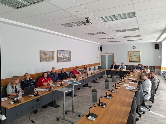 Община Ловеч: Общинският щаб за изпълнение на плана за защита при бедствия проведе тренировка на действията при наводнение