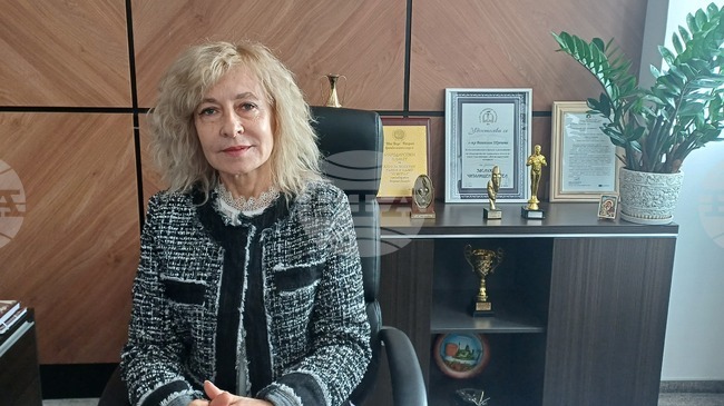 Оптимист съм и съм сигурна в бъдещето на читалищната институция, каза Гичка Тренева, секретар на Народно Читалище „Братя Миладинови - 1914“ 