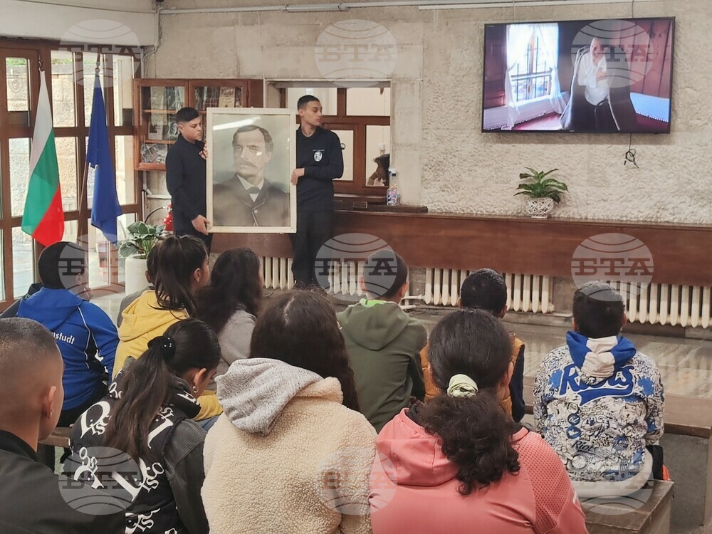 Преподаватели и ученик от Котел създадоха късометражен филм в памет на Раковски