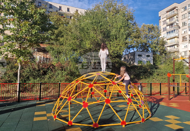 Троян - квартал „Черногор“ - нова детска площадка