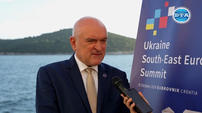 Подкрепяме Украйна в справедливата ѝ кауза за запазване на независимостта, териториалната цялост и суверенитета ѝ, заяви служебният премиер Димитър Главчев в Дубровник