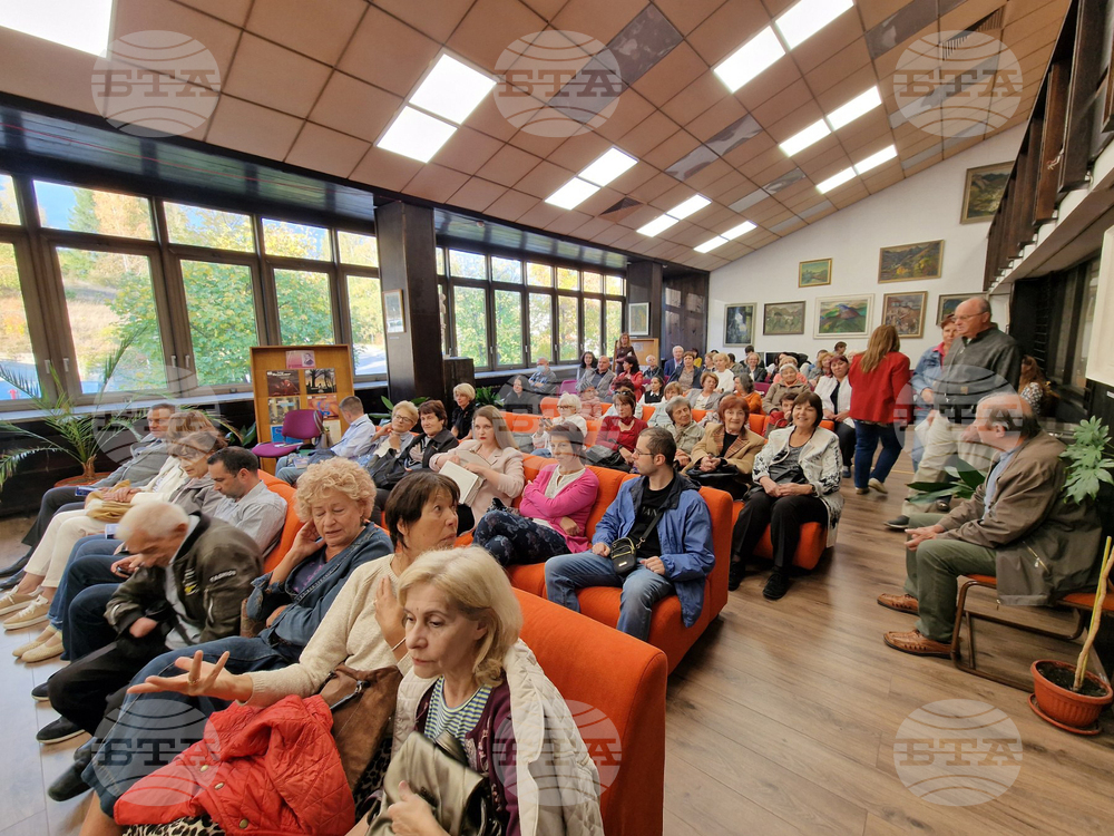 Смолян - Георги Милков - книга - "Истории от ръчния багаж" - представяне 