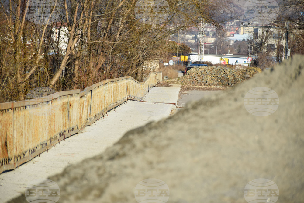 Село Покровник - компрометиран мост
