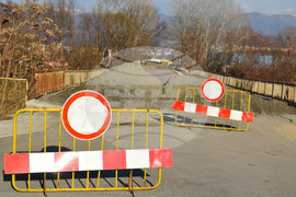 Село Покровник - компрометиран мост