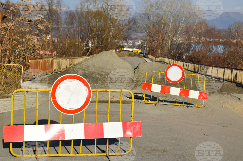 Село Покровник - компрометиран мост