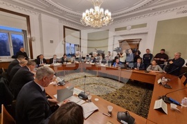 Парламент - Комисия за контрол над службите за сигурност, прилагането и използването на специалните разузнавателни средства и достъпа до данните по Закона за електронните съобщения