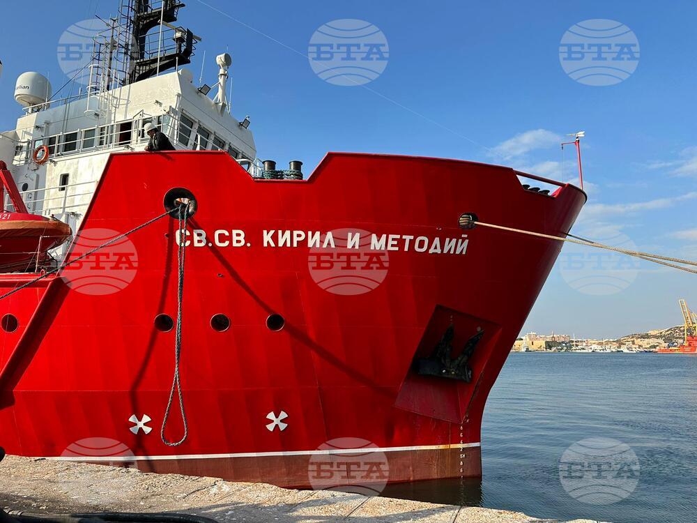 НИК 421 ще отплава за своята четвърта антарктическа експедиция