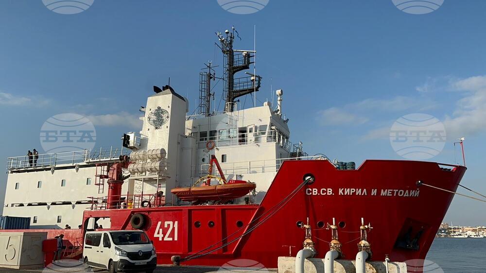 Научноизследователски кораб „Св. св. Кирил и Методий“ - Антарктида - ден 10 - Испания - Картахена - пристанище