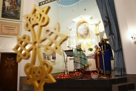 Арменска църква „Света Богородица" - служба