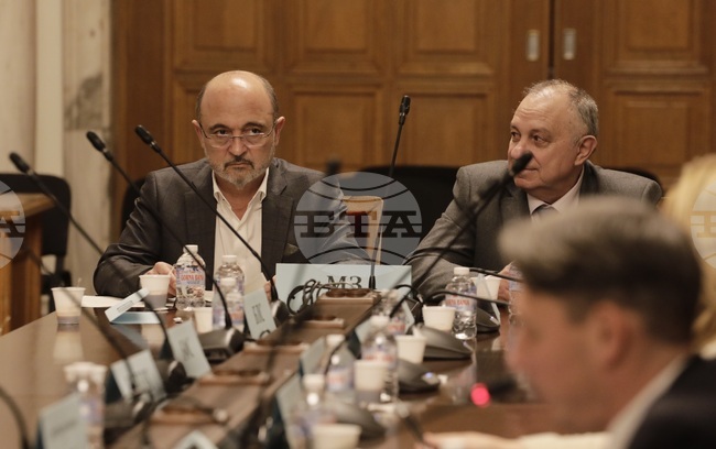 Парламент - Комисия по здравеопазването