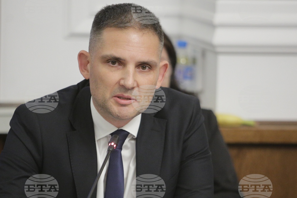 Парламент - Комисия за контрол над службите за сигурност, прилагането и използването на специалните разузнавателни средства и достъпа до данните по Закона за електронните съобщения
