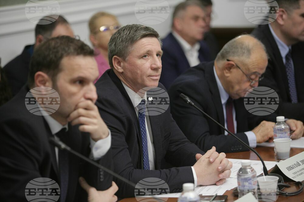 Парламент - Комисия за контрол над службите за сигурност, прилагането и използването на специалните разузнавателни средства и достъпа до данните по Закона за електронните съобщения