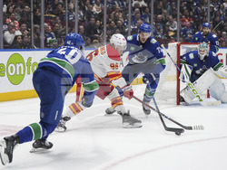 Flames Canucks Hockey